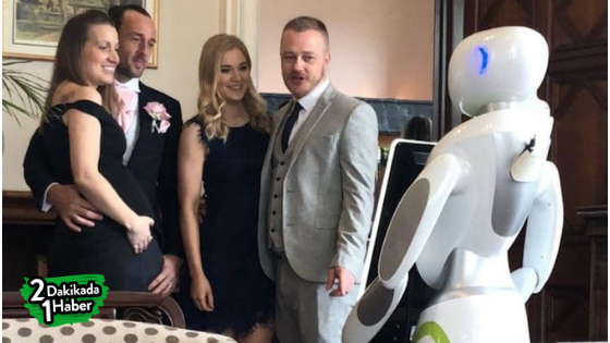 Düğün fotoğrafçısı robot