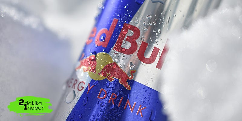 Red Bull, gökyüzünü dev bir Tetris’e dönüştürdü