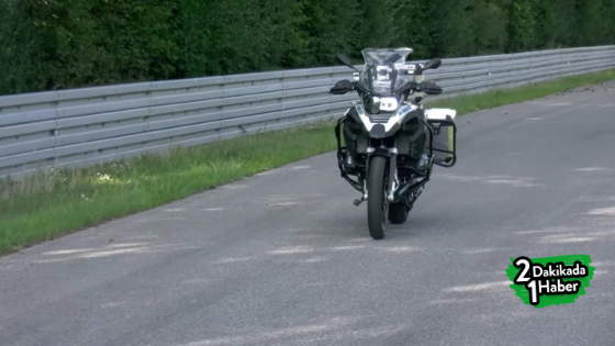 BMW, ilk sürücüsüz motosikletini üretti